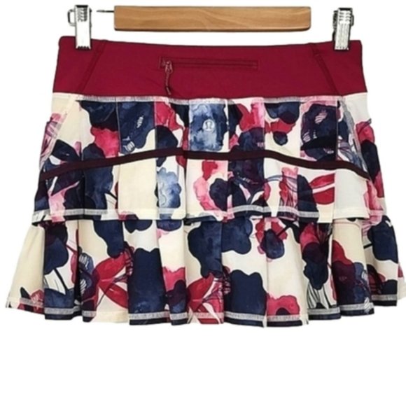 Lululemon Athletica Pink and Cream Skorts with Ruffled Design - Picture 3 of 12